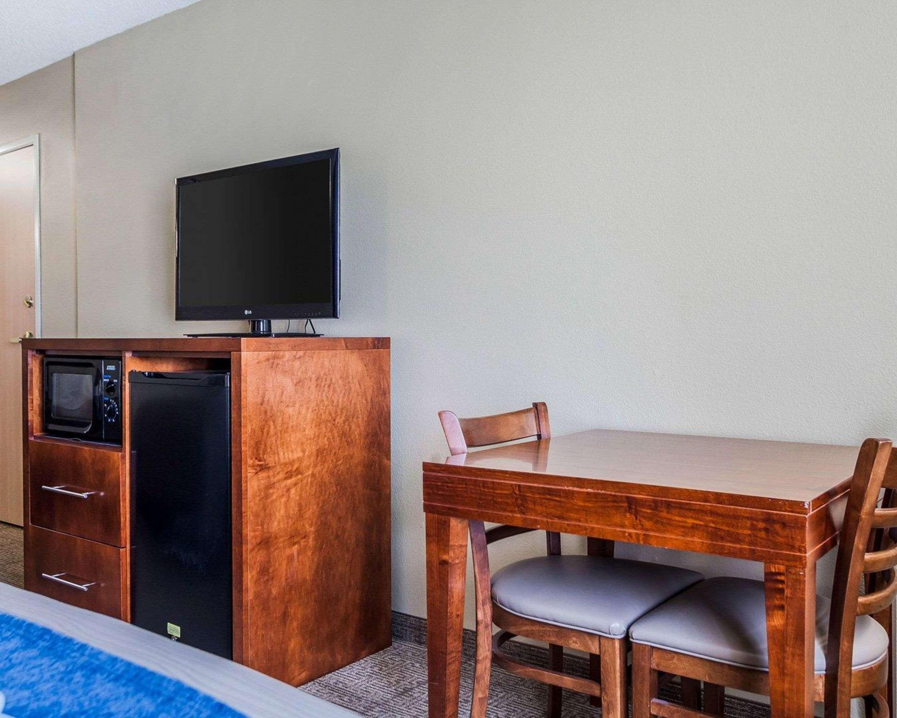 Comfort Inn & Suites Moberly Экстерьер фото