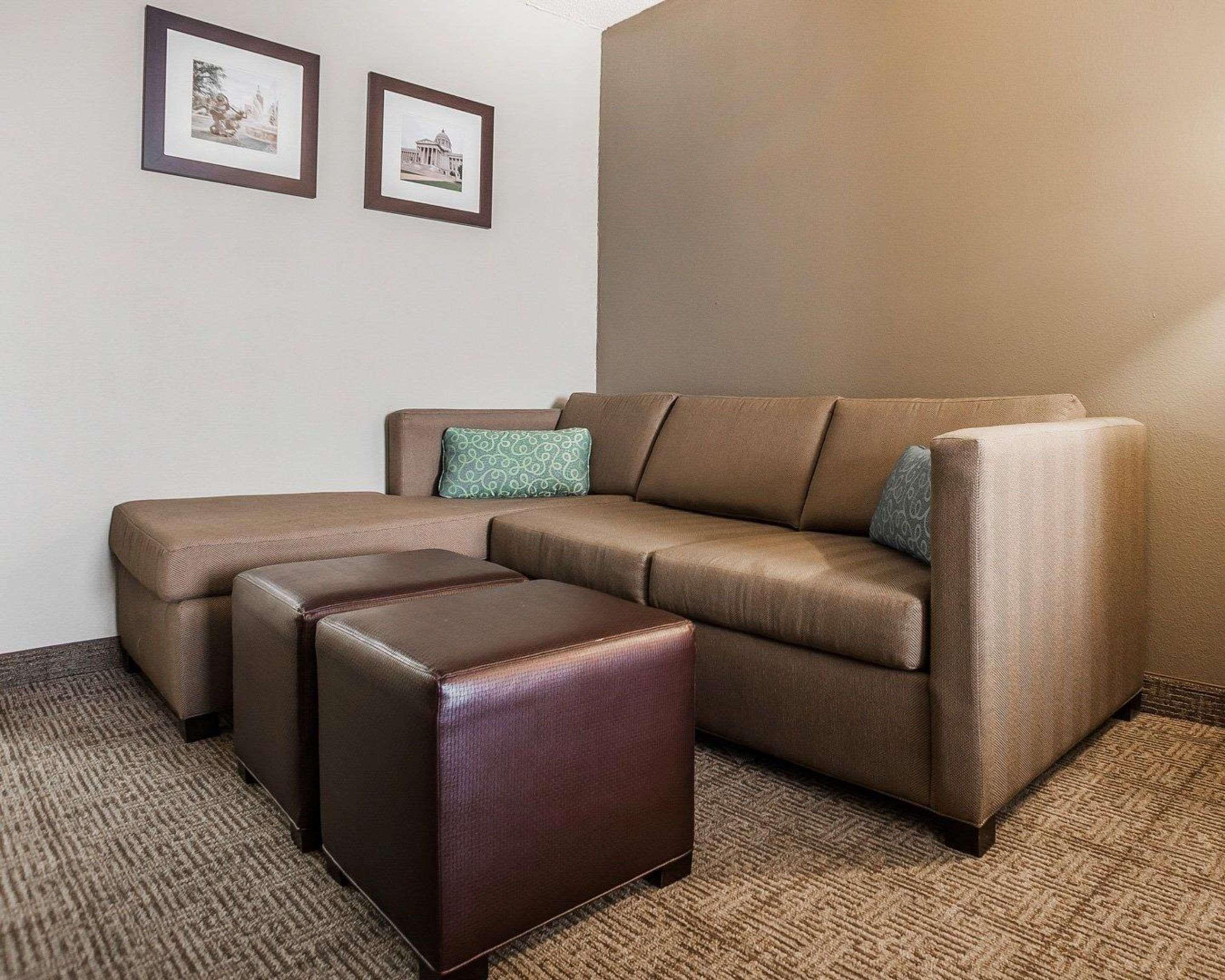 Comfort Inn & Suites Moberly Экстерьер фото