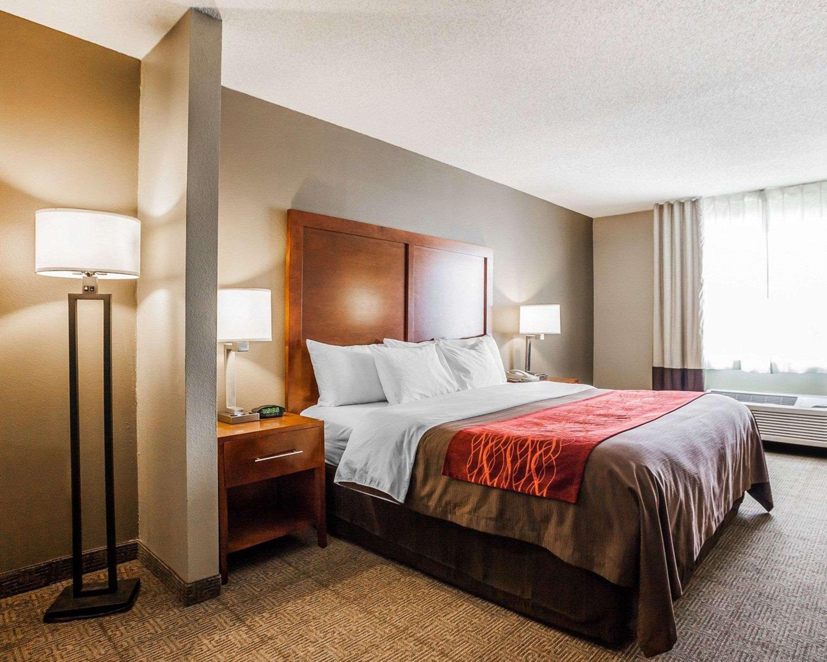 Comfort Inn & Suites Moberly Экстерьер фото