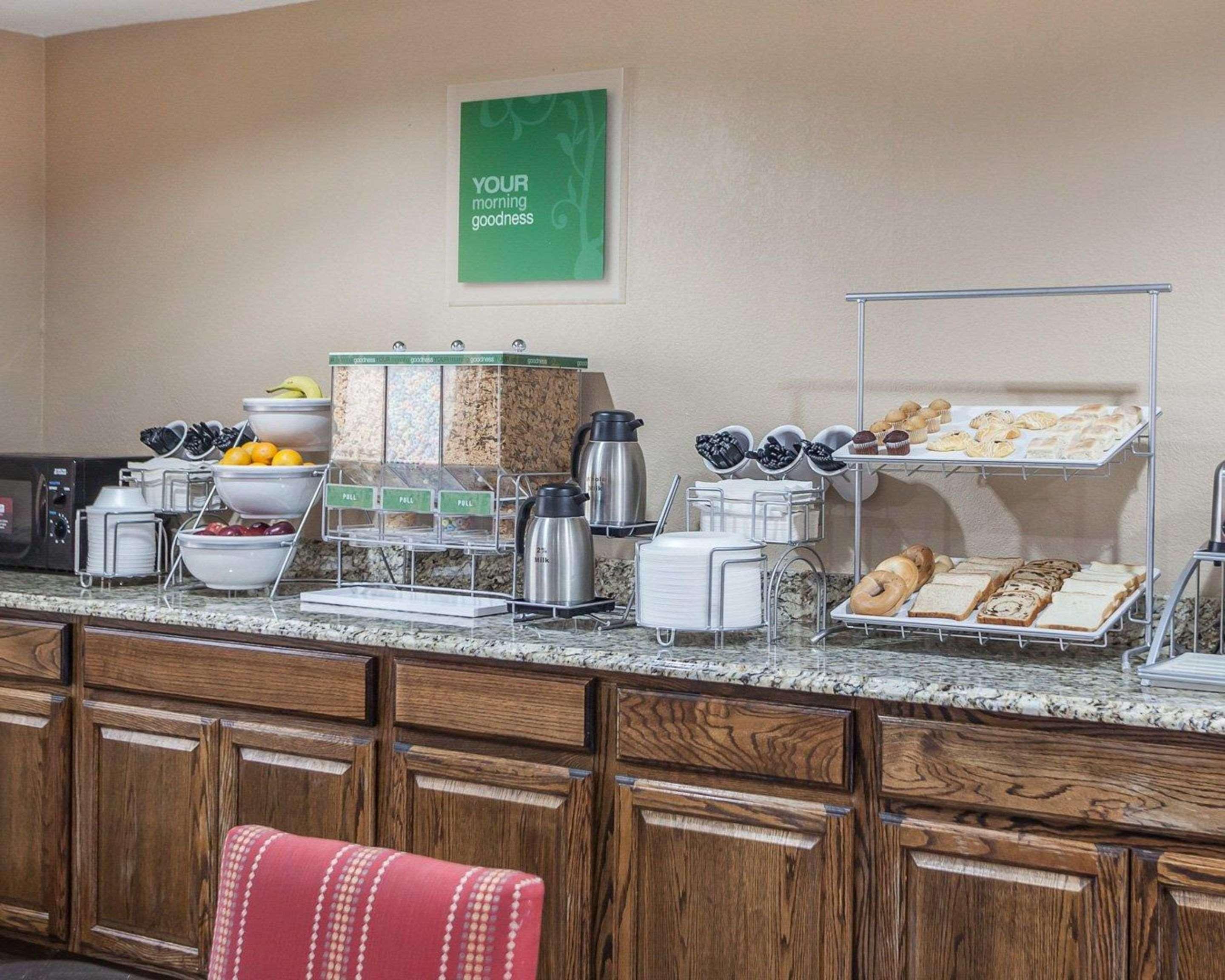 Comfort Inn & Suites Moberly Экстерьер фото