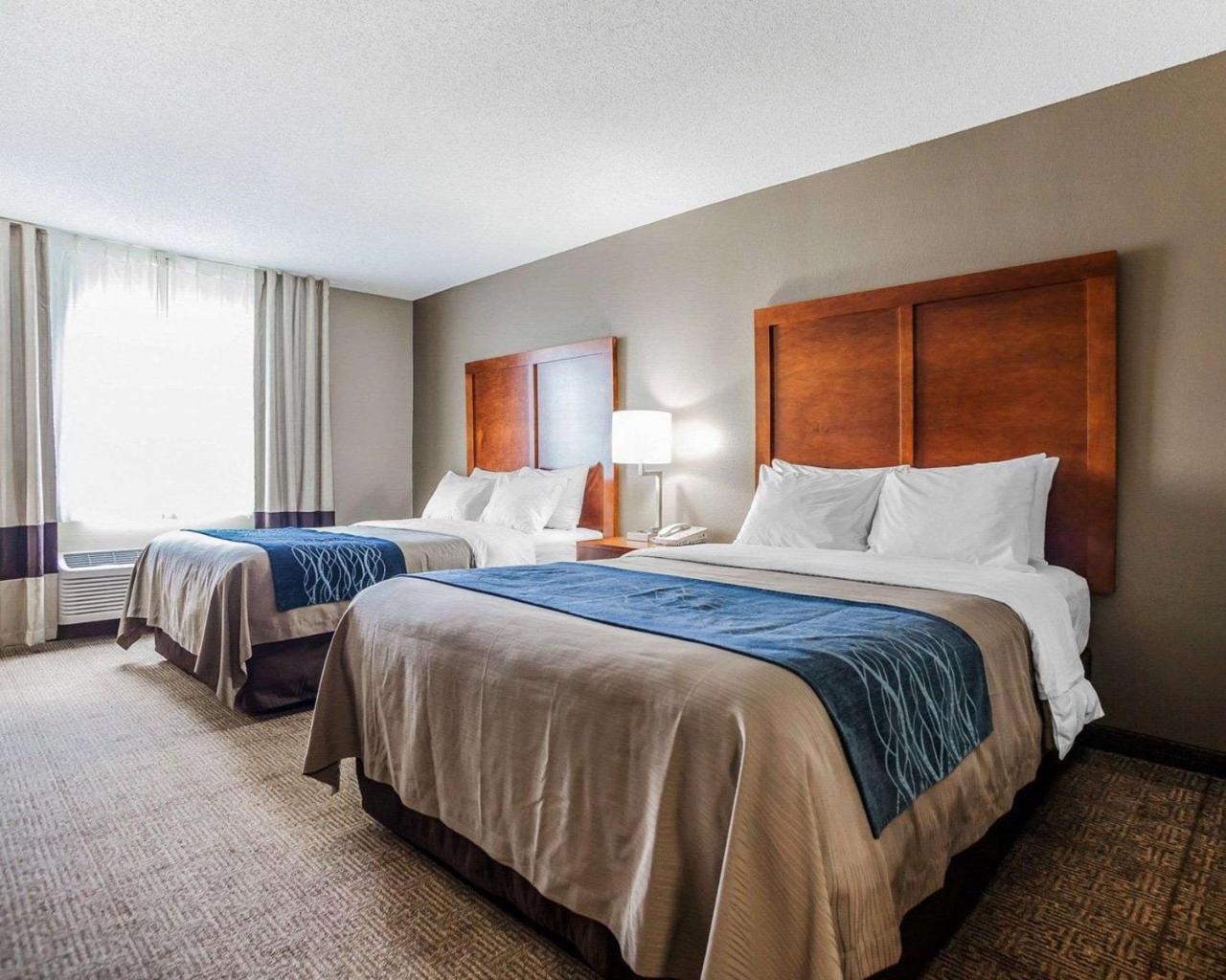 Comfort Inn & Suites Moberly Экстерьер фото
